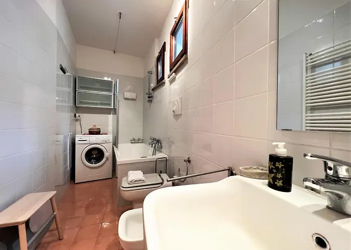 Elegant San Francesco Apartman