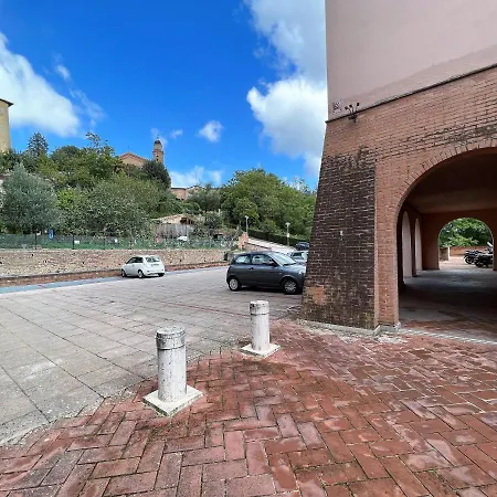 Elegant San Francesco Apartment
